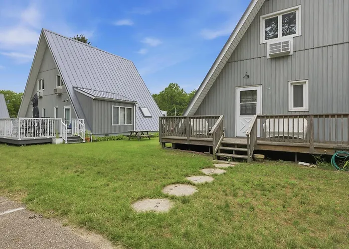 Chalet #93 Pondside Retreat & Resort Amenities
