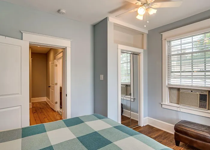 Explore Dtwn & Wcu! Walkable West Chester Getaway