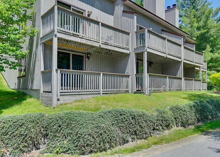 Hike, Bike & Ski! Condo Steps To Mount Snow Resort