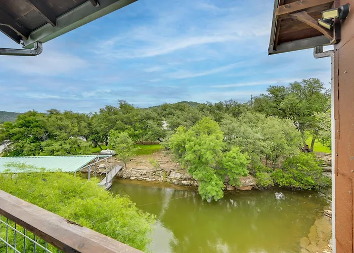 Fishing Dock & Mtn Views! Buchanan Lake Family Gem