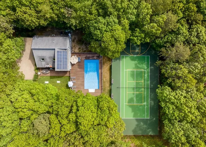 Hamptons Retreat In Quogue With Pool & Tennis - 90Min From Nyc