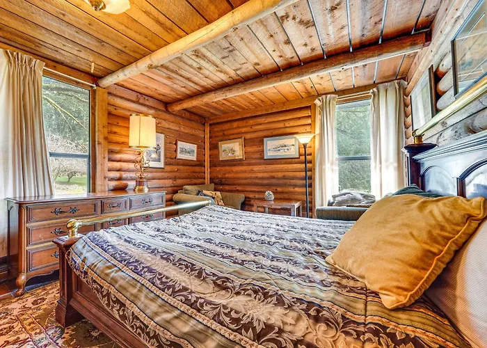 Gig Harbor Log Estate W/ Classic Cars & Game Room!