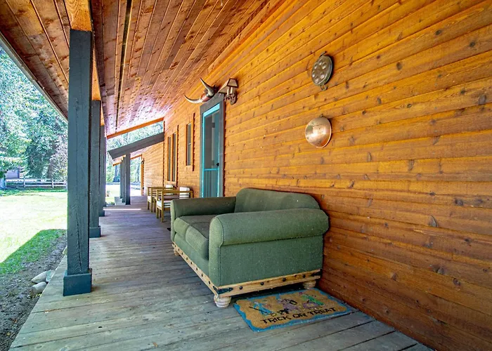 Red Elephant | 4Br - Fire Pit - River & Downtown