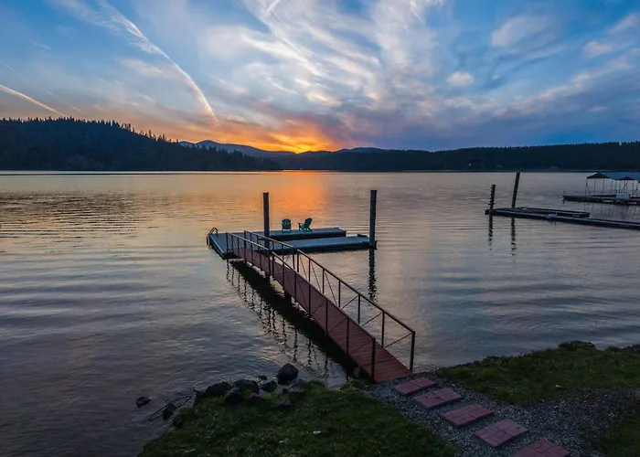 Lake Cabin 4Br - Private Dock & Views