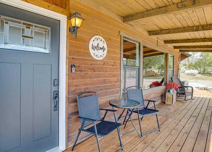 On-Site Creek + Views: Grand Mesa Getaway!