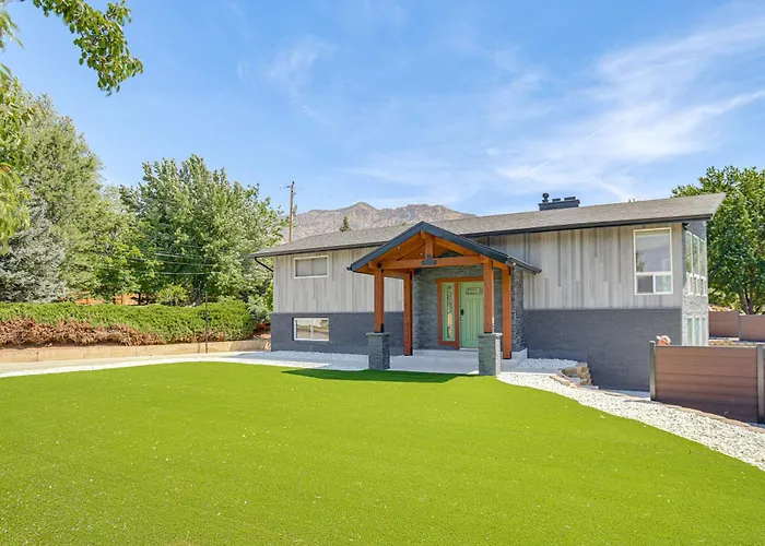 Hot Tub, Game Room, Putting Green! Ogden Oasis