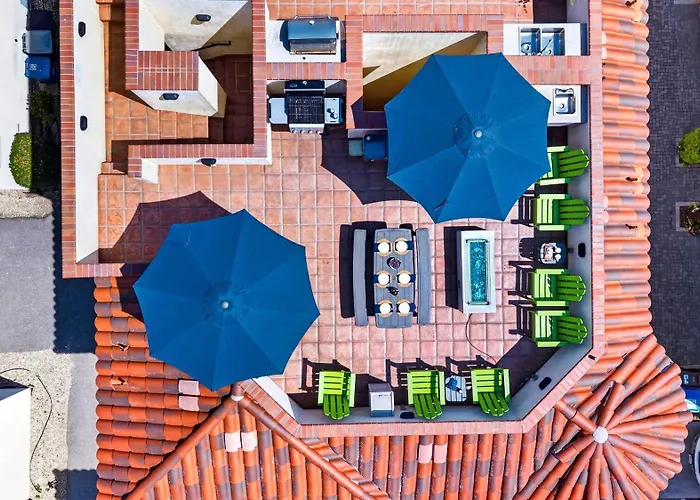 Stimson Coastal Luxury By Avantstay