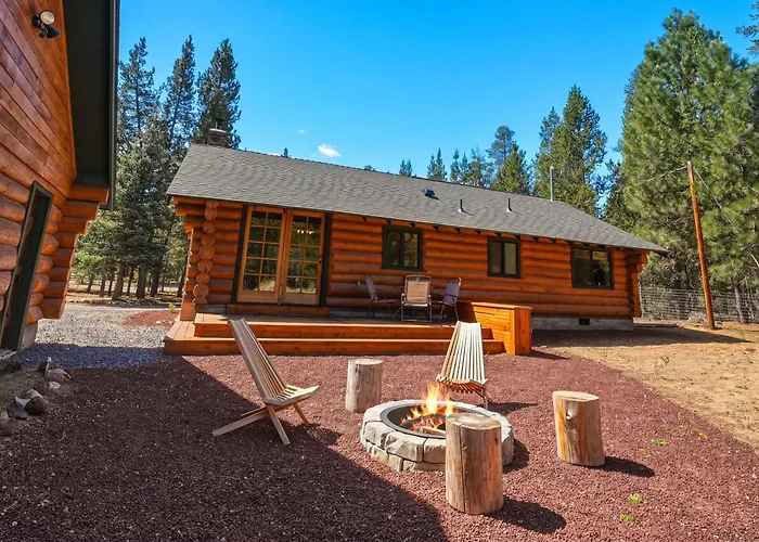 Lucky Logger Cute And Cozy Cabin Getaway