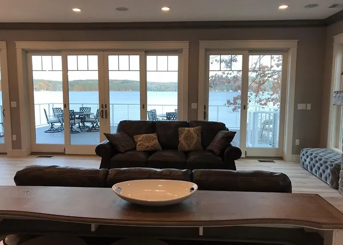 Villa 2 -Luxury 5 Bdrm 5 Bath On Lake Winni Meredith Bay