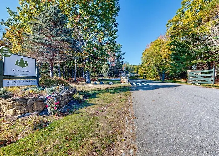 Unwind In This Dog-Friendly Cabin With Kitchen, Firepit, Wifi & Wooded Views