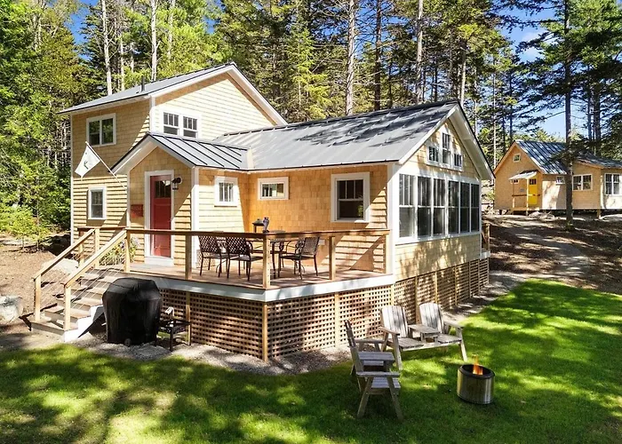 Waterfront Cottage In Maine | Seegar Camp, Sunny 2