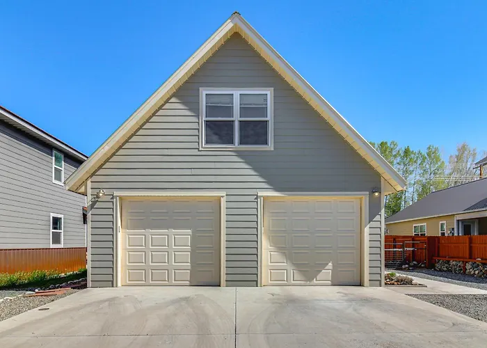 Shuttle To Crested Butte! 2-Unit Gunnison Retreat