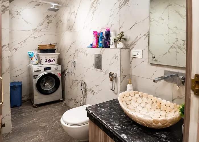 Saffron Residency 3Bhk Shared Stay