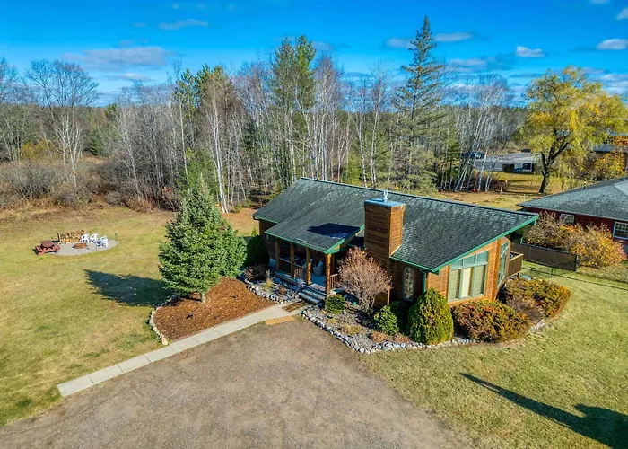 Cabin In Lakewood Right On Snowmobile Trails