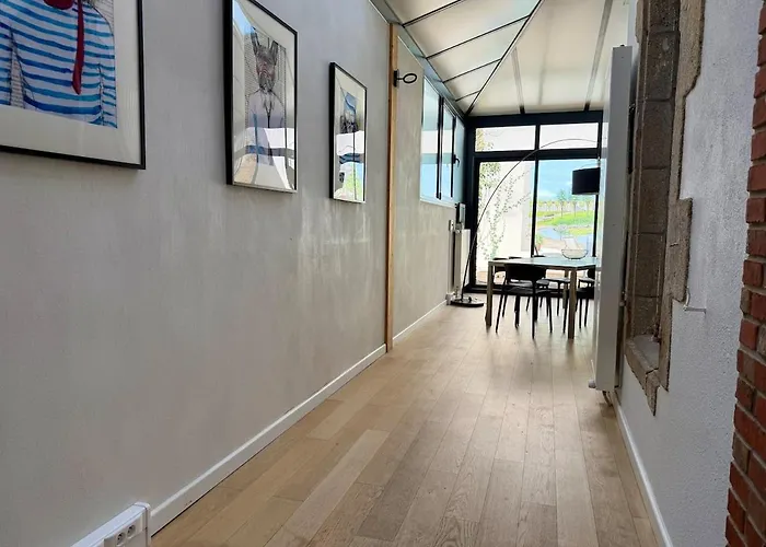 Maison 8 Personnes Et Salle De Cinema Privee