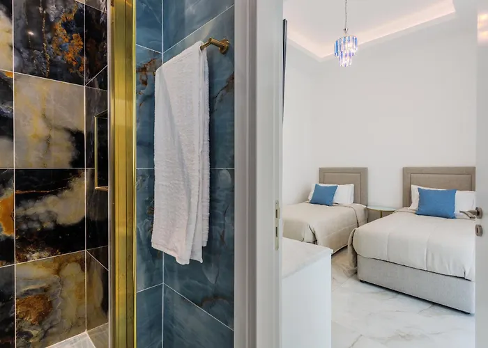 Olymp Royal Palace - Beachfront Luxury Estate