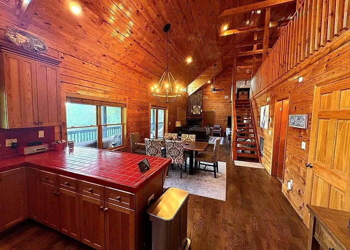 Rustic Log Cabin With Hot Tub & Wraparound Porch In Mount Airy, North Carolina