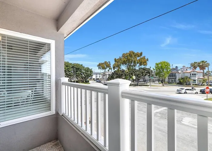 Beachside 2Br Condo, 2 King Beds , Near Disney