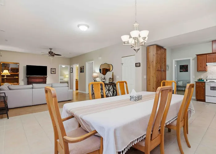 Anmore Nature Escape Cozy 2Br Suite Near Lakes