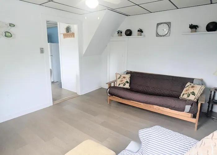 Newly Updated 1Bd Apartment 10 Min To Beach