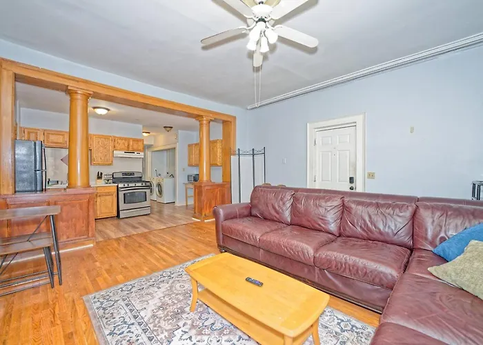 Comfy & Convenient 2-Bed Fl 1 Apt @Downtownalbany