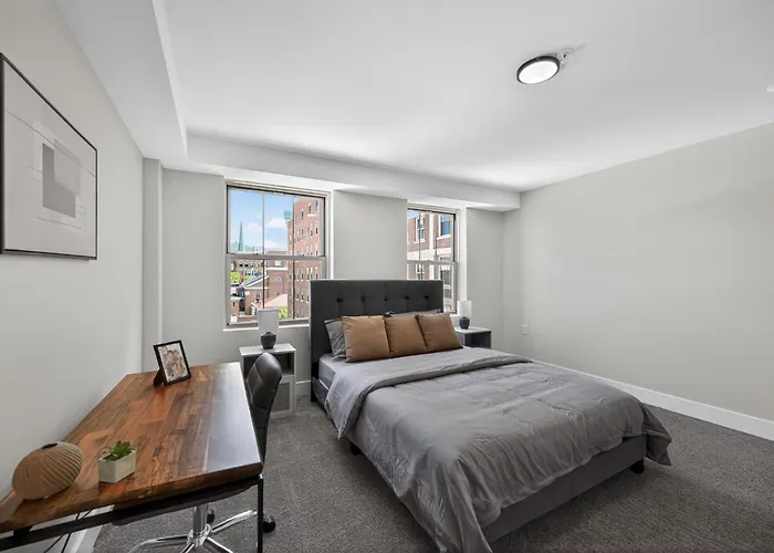 Elegant 2Br Apartment With Updated Kitchen