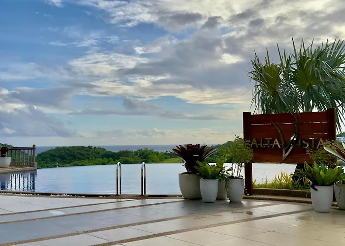 Alta Vista Residences H102