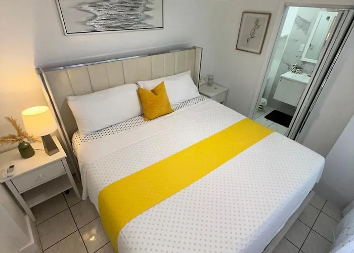 Private Guesthouse