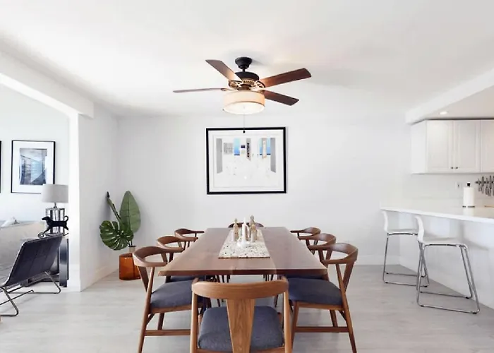 Three Bedroom Residence With Private Rooftop Deck