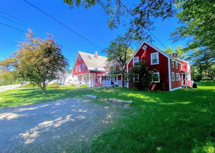 Franconia Village Retreat- Pristine Quiet Private Apartment To Ski Hike Bike And Brews