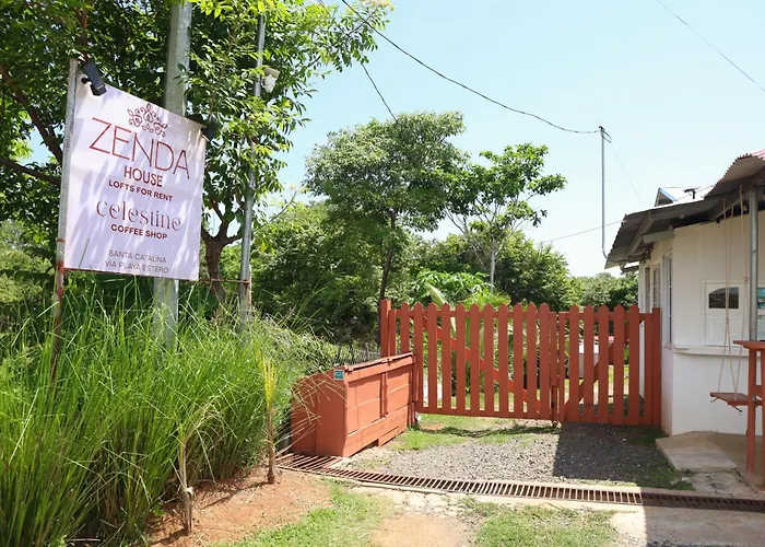Zenda House Loft 1, Garden View, Close To The Beach