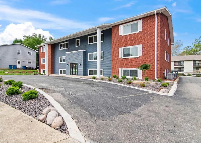 Newly Renovated Unit In Central Spfld #201