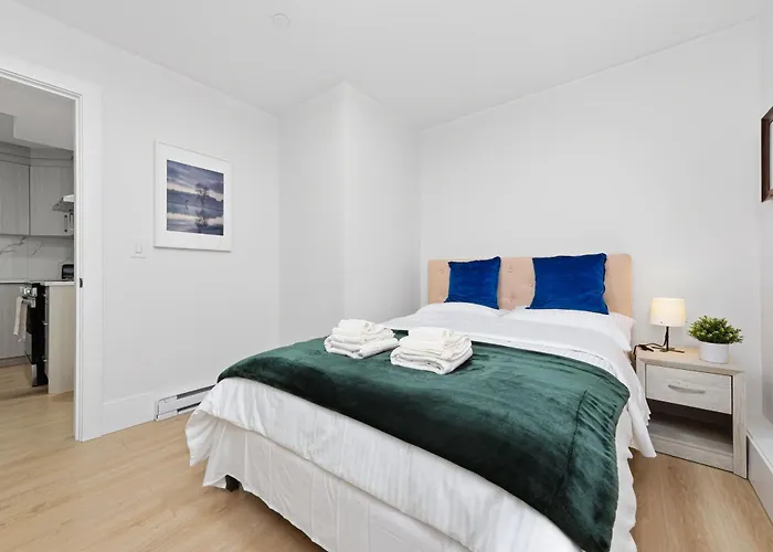 Cozy Beachside 2-Bedroom Retreat Near Pier