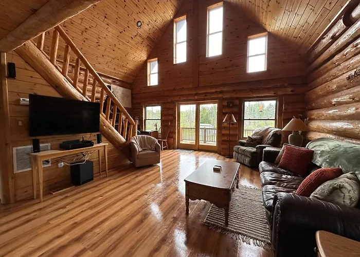 Cozy Log Home, Best Location!