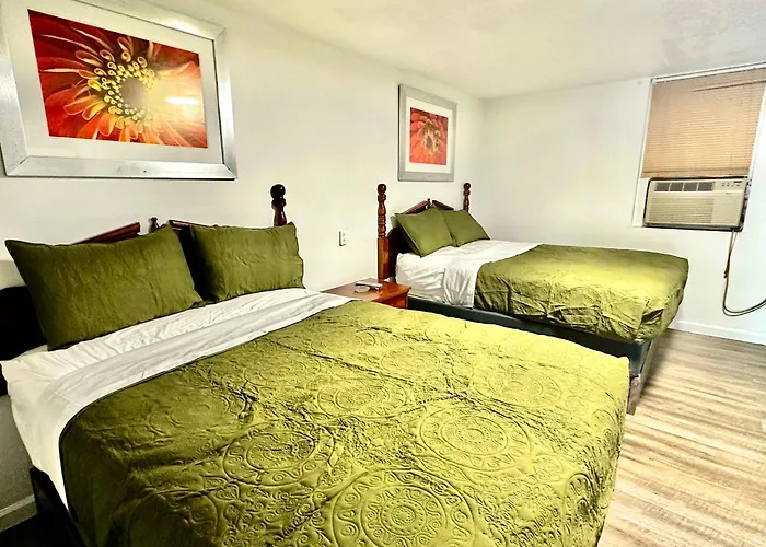 Skyland Motel