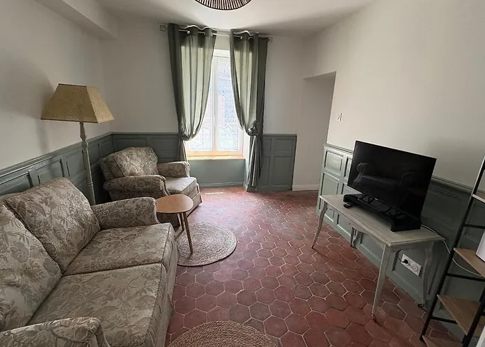 Logis De L'Eperon Laon