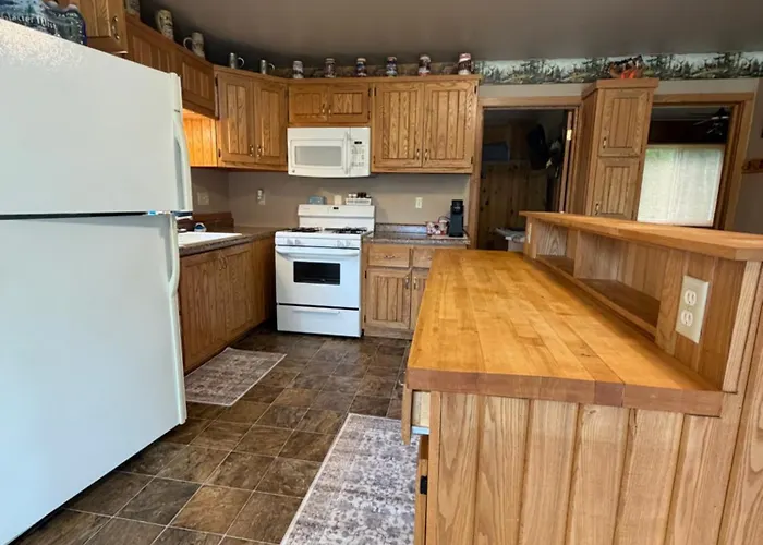 Hardwood Hide Away