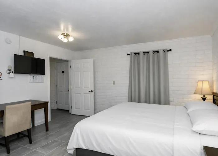 Cj Motel Rv Park