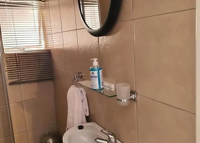 Zibu Guest House