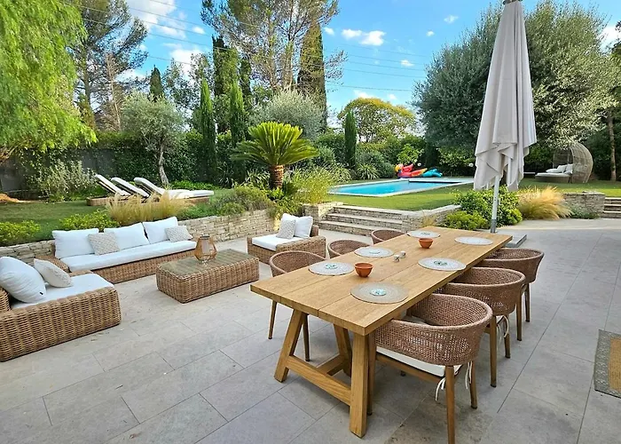 Luxury French Riviera Estate - Pool & Tennis Court