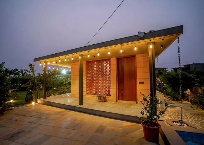 Private Weekend Home With Pool Near Ahmedabad