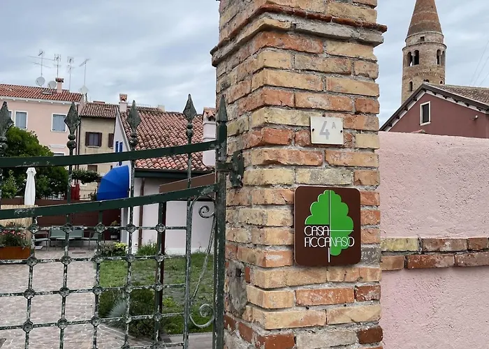 Casa Ficcanaso