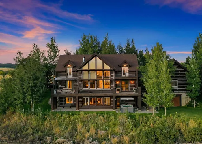 Stonefly Lodge - Riverfront Luxury, Sleeps 30, Hot Tub, Game Rooms
