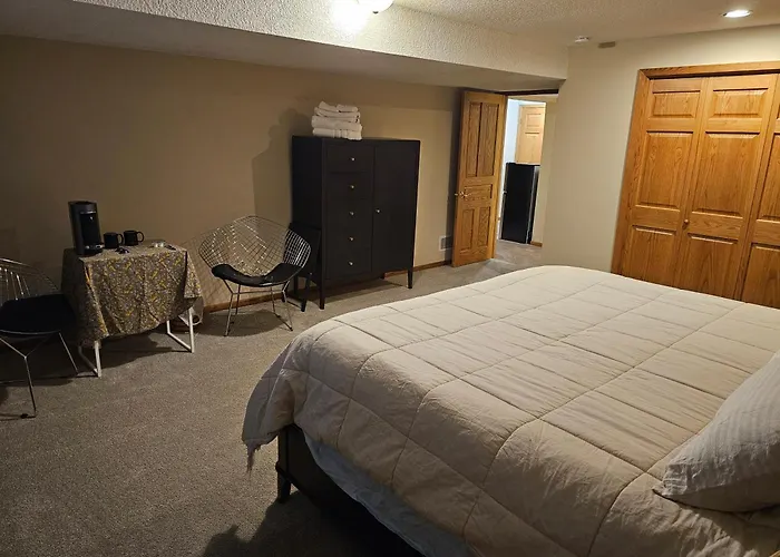 Cozy, Private Room Near Moa And Msp