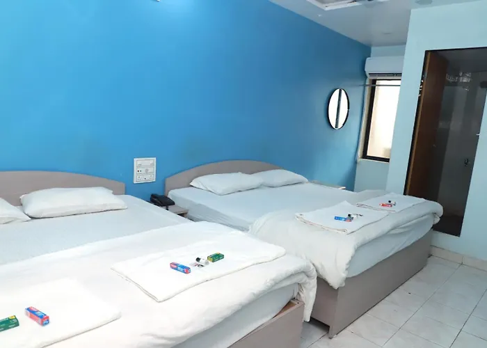 Aadarsh Guest House