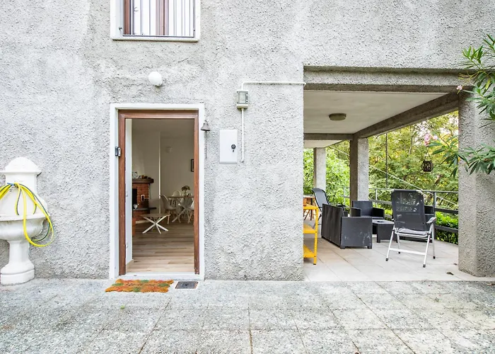 L'Ago Di Pino I Villa Vista Lago Di Como