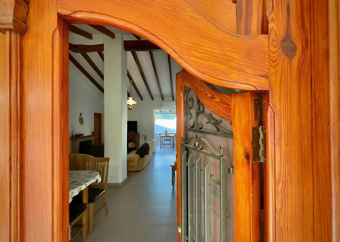 Renovated Independent House Jalon