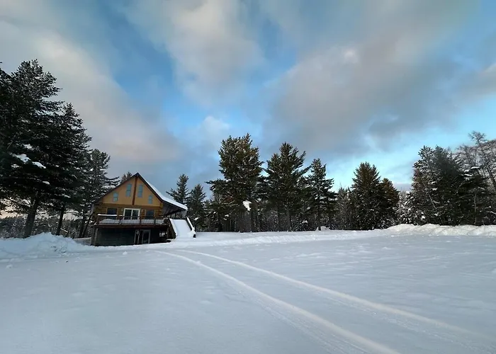 Cozy Log Home, Best Location!
