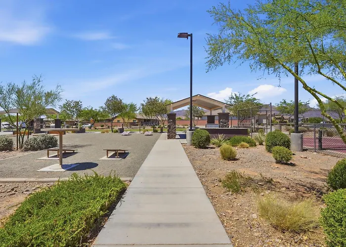 4Br Gold Canyon Fire Pit Pickleball Basketball Outdoor Amenities