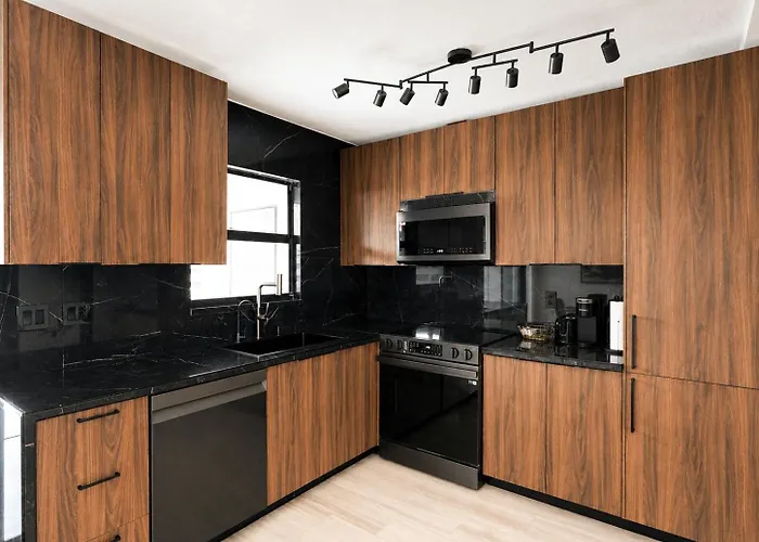 Stylish 2Br Apt 5-Min Drive To Nokomis Beach